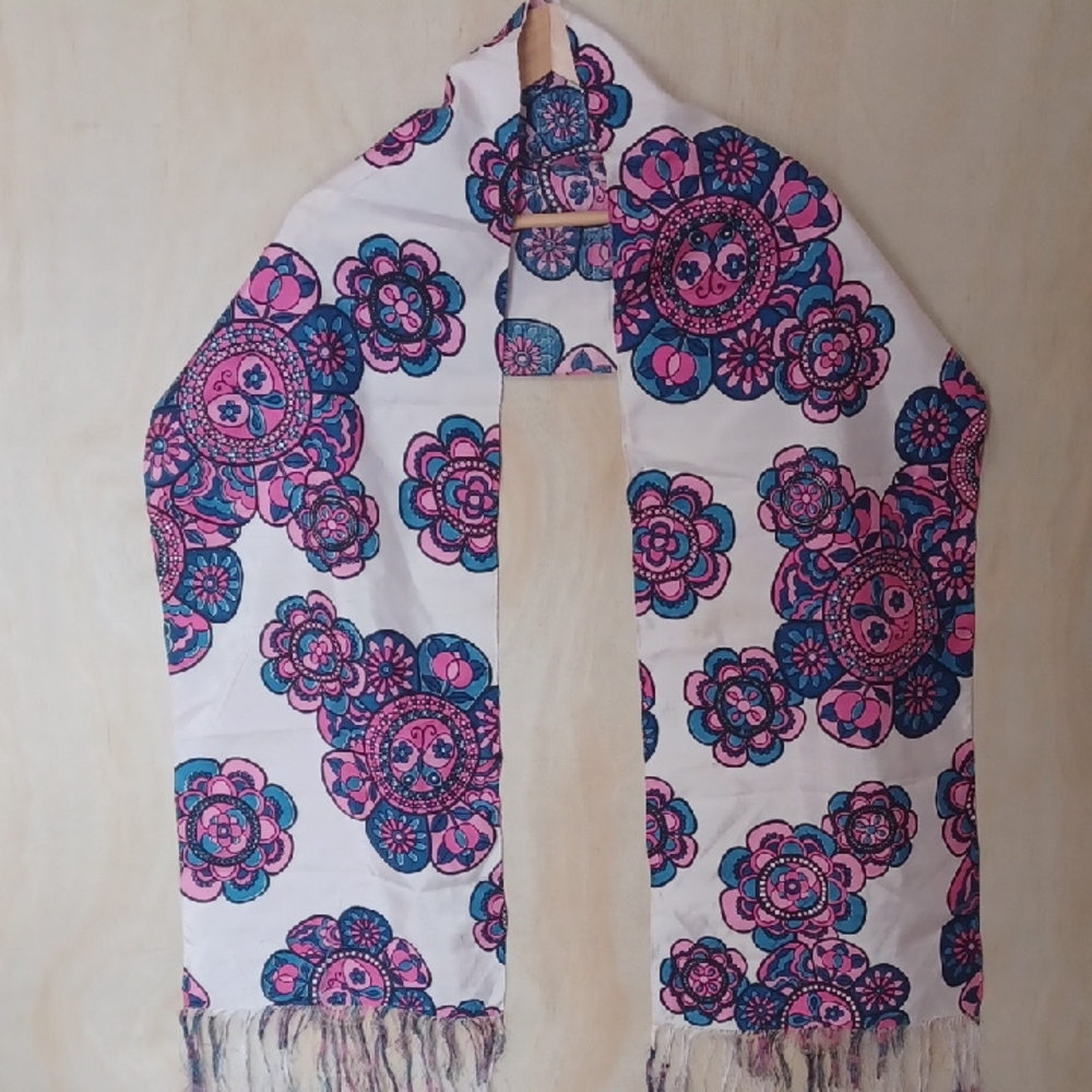 100% Pure Silk Floral And Butterfly Pattern Scarf Shawl